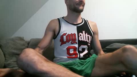 Snapshot of dresdenboy37 chatting on September 30, 2025, 3:55 am Ronny online show from September 30, 2025, 3:55 am