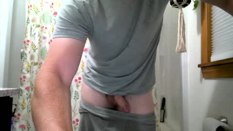 drew45067 online show from June 18, 2026, 3:18 am