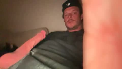 Snapshot of drew885 chatting on April 7, 2026, 4:46 am drew885 online show from April 7, 2026, 4:46 am