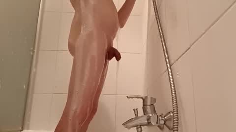 Snapshot of drijn3 chatting on September 8, 2025, 6:40 pm drijn3 online show from September 8, 2025, 6:40 pm