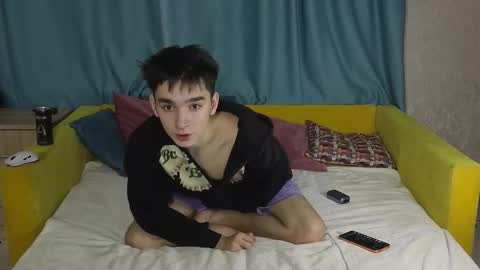 Mark online show from February 5, 2026, 3:33 am