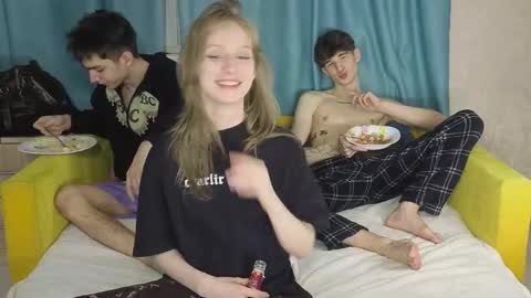 Mark online show from February 5, 2026, 9:41 pm