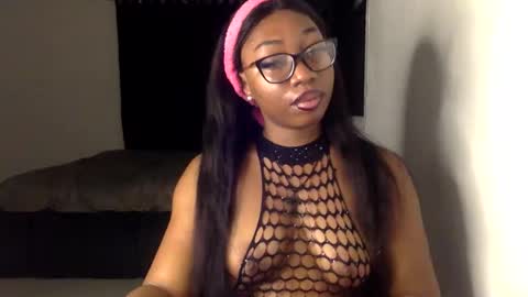 luna online show from February 12, 2026, 4:29 am