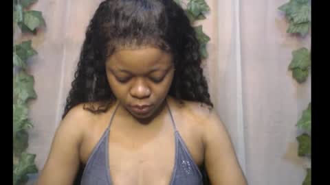 Snapshot of dripqueenx chatting on September 20, 2025, 8:59 am linda online show from September 20, 2025, 8:59 am