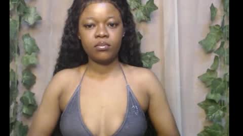 Snapshot of dripqueenx chatting on September 24, 2025, 10:29 am linda online show from September 24, 2025, 10:29 am