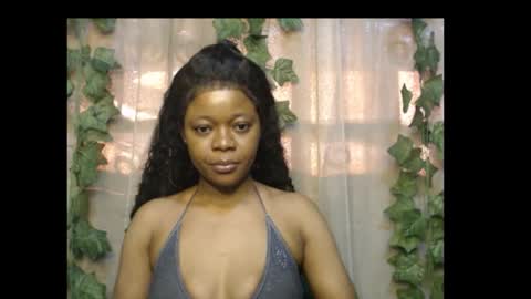 Snapshot of dripqueenx chatting on October 6, 2025, 2:14 pm linda online show from October 6, 2025, 2:14 pm
