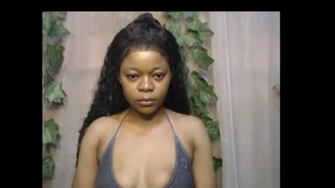 Snapshot of dripqueenx chatting on October 10, 2025, 10:03 am linda online show from October 10, 2025, 10:03 am