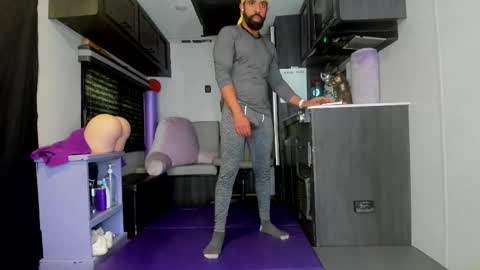 DirtyDrizzy online show from December 4, 2025, 4:05 pm