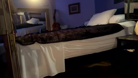 Snapshot of dropacity chatting on February 17, 2026, 12:45 pm AbBey Dee Love online show from February 17, 2026, 12:45 pm