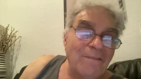 DrTony4u222100 online show from December 27, 2024, 3:20 am