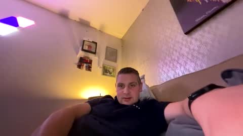 Snapshot of dru11983 chatting on February 1, 2026, 5:22 pm Dru online show from February 1, 2026, 5:22 pm