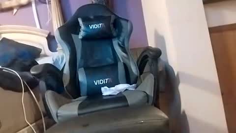 dtrain6969420 online show from October 24, 2025, 2:19 am