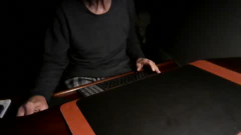 Snapshot of dubl55nikl chatting on February 17, 2025, 8:19 am DublNikl online show from February 17, 2025, 8:19 am