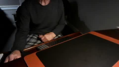 Snapshot of dubl55nikl chatting on February 28, 2025, 8:31 am DublNikl online show from February 28, 2025, 8:31 am