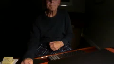 Snapshot of dubl55nikl chatting on March 9, 2025, 8:51 am DublNikl online show from March 9, 2025, 8:51 am