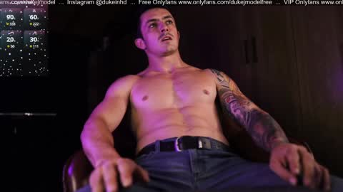 Snapshot of duke_j chatting on January 31, 2025, 3:52 am DUKE J online show from January 31, 2025, 3:52 am