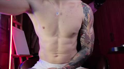 Snapshot of duke_j chatting on March 18, 2026, 11:13 am DUKE J online show from March 18, 2026, 11:13 am