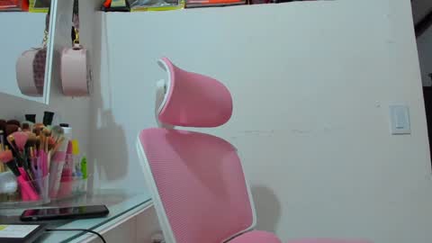Snapshot of dulce_acosta chatting on January 14, 2025, 9:20 pm Dulce online show from January 14, 2025, 9:20 pm