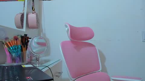 Snapshot of dulce_acosta chatting on January 15, 2025, 9:20 pm Dulce online show from January 15, 2025, 9:20 pm