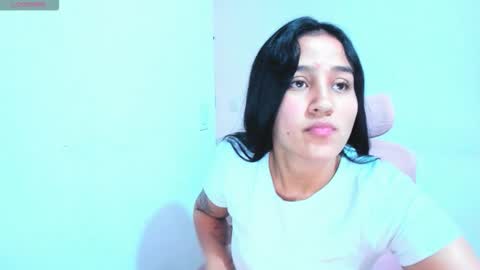 Snapshot of dulce_acosta chatting on September 30, 2025, 2:22 pm Dulce online show from September 30, 2025, 2:22 pm