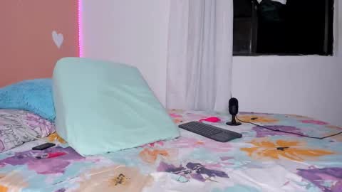 Miah smith online show from February 3, 2026, 2:10 am