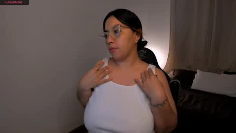 dulce brithany online show from October 17, 2025, 11:13 am