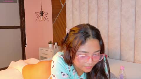 Snapshot of dulce_holy chatting on June 5, 2026, 7:03 am DULCE HOLY online show from June 5, 2026, 7:03 am