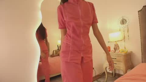 dulce_tentacion___ online show from June 8, 2026, 2:56 am