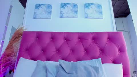 Dulce  online show from February 28, 2025, 6:31 pm