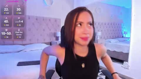 dulceprince1 online show from February 25, 2026, 1:43 pm