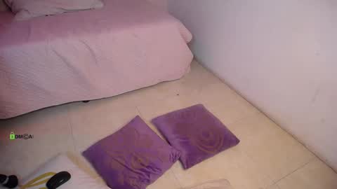 Dulce Rose online show from March 2, 2025, 11:42 pm