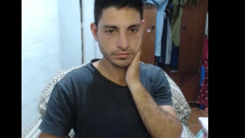 Snapshot of dulcetentations chatting on February 8, 2026, 12:47 am shany y alan online show from February 8, 2026, 12:47 am