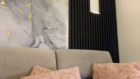 Dulce online show from March 10, 2026, 3:33 am