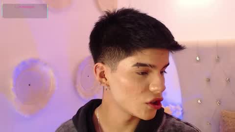 Dulcey online show from December 5, 2025, 3:37 am