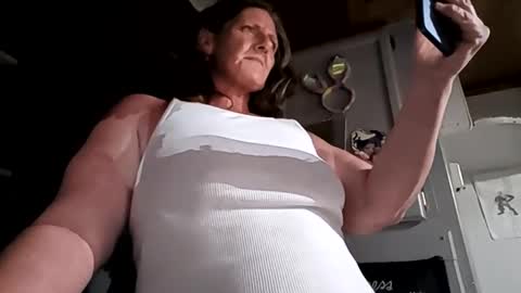 dumbgirl5150 online show from April 15, 2026, 11:50 am