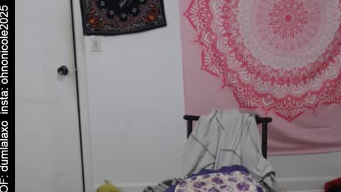 the only advantage you have over me is that u can kiss my ass and i cant  online show from February 19, 2026, 10:50 pm