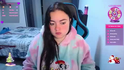 Nicole   online show from January 15, 2026, 8:19 am