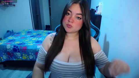 Snapshot of dumont_model chatting on February 2, 2026, 8:02 am Nicole online show from February 2, 2026, 8:02 am