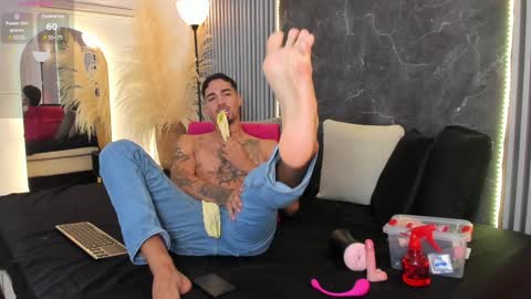 Snapshot of duriel_ chatting on January 30, 2025, 12:27 pm Duriel online show from January 30, 2025, 12:27 pm