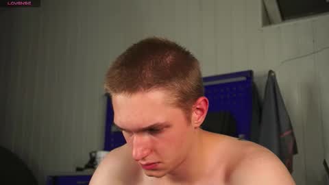 Dustyn online show from October 9, 2025, 4:38 pm