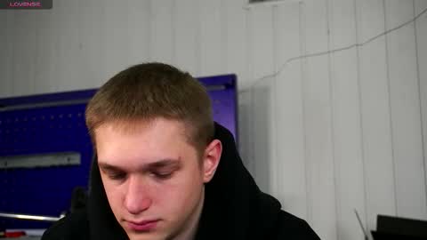 Dustyn online show from January 11, 2026, 3:06 pm