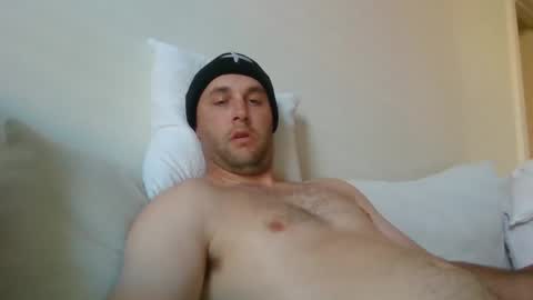 Snapshot of dustyroy09 chatting on December 31, 2024, 12:00 am dustyroy09 online show from December 31, 2024, 12:00 am