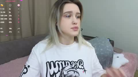 Dusya online show from February 12, 2025, 12:33 pm