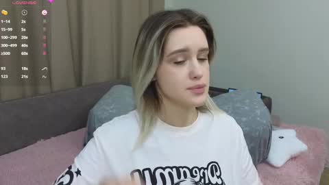 Dusya online show from February 12, 2025, 3:38 pm