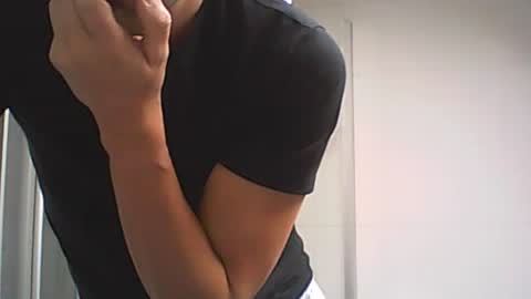 Snapshot of dutchtommy28 chatting on January 13, 2026, 9:03 am Tommy online show from January 13, 2026, 9:03 am