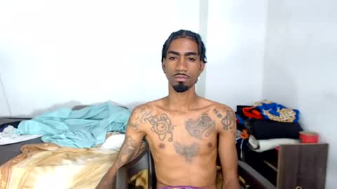 Snapshot of duvanf18 chatting on July 10, 2026, 4:53 pm Elburrito online show from July 10, 2026, 4:53 pm