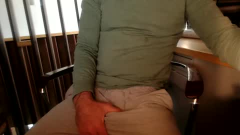 dylan1300 online show from December 11, 2024, 3:47 pm