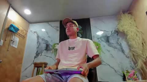 Snapshot of dylan_cruz01 chatting on January 12, 2026, 8:14 pm Dylan online show from January 12, 2026, 8:14 pm
