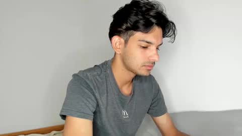 Dylan online show from November 13, 2025, 6:29 pm