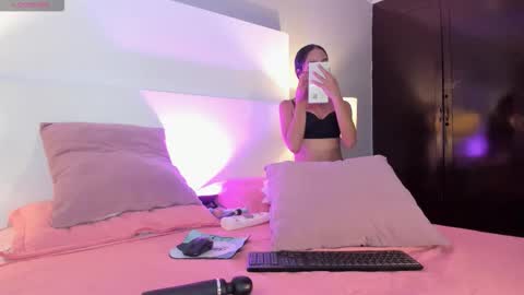 Dylan and Katte online show from December 21, 2025, 4:30 am